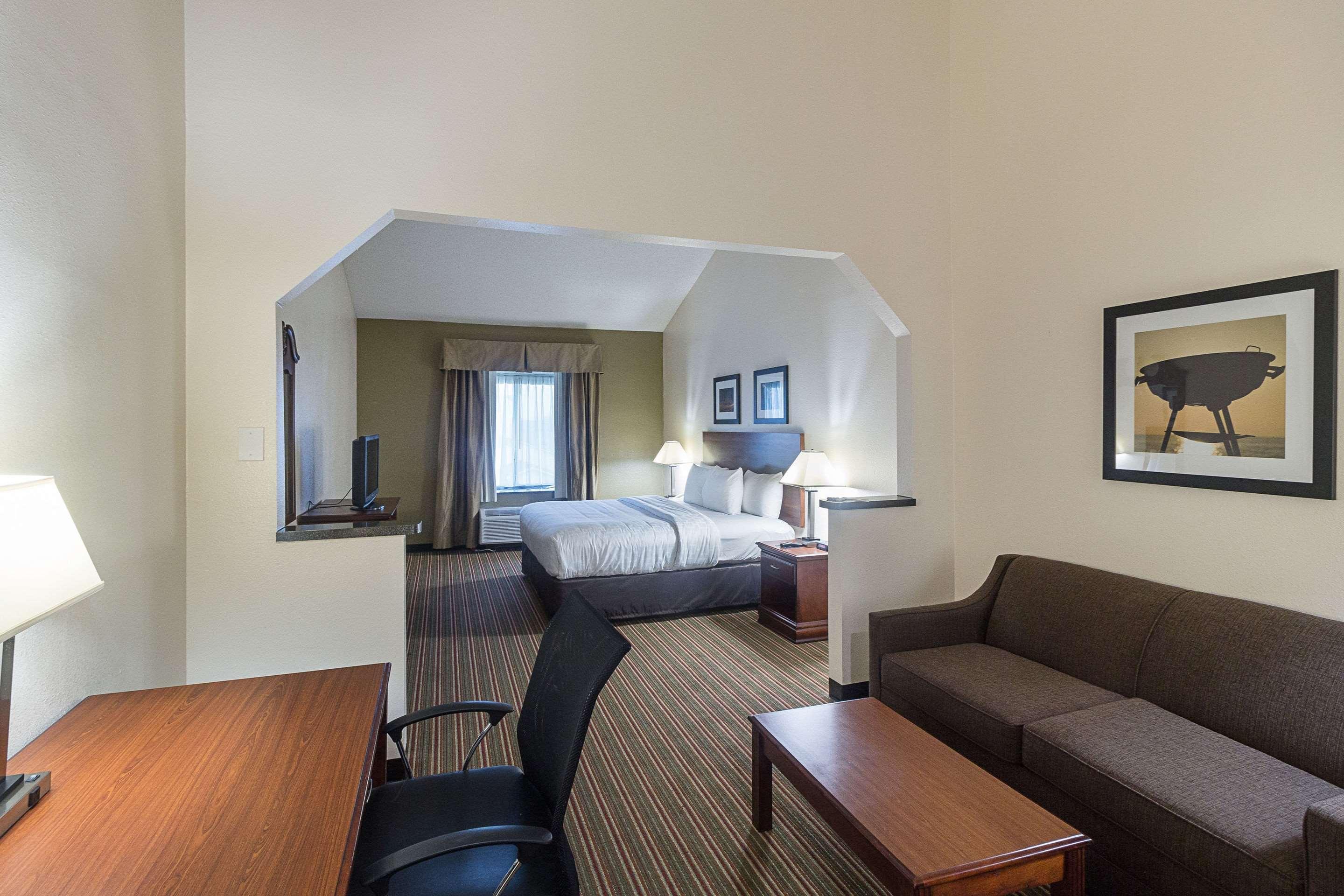 Quality Inn & Suites West Chase Houston Extérieur photo