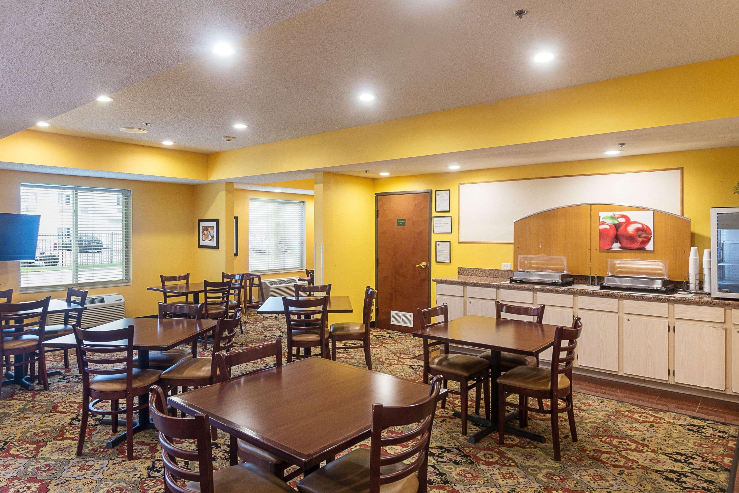 Quality Inn & Suites West Chase Houston Extérieur photo