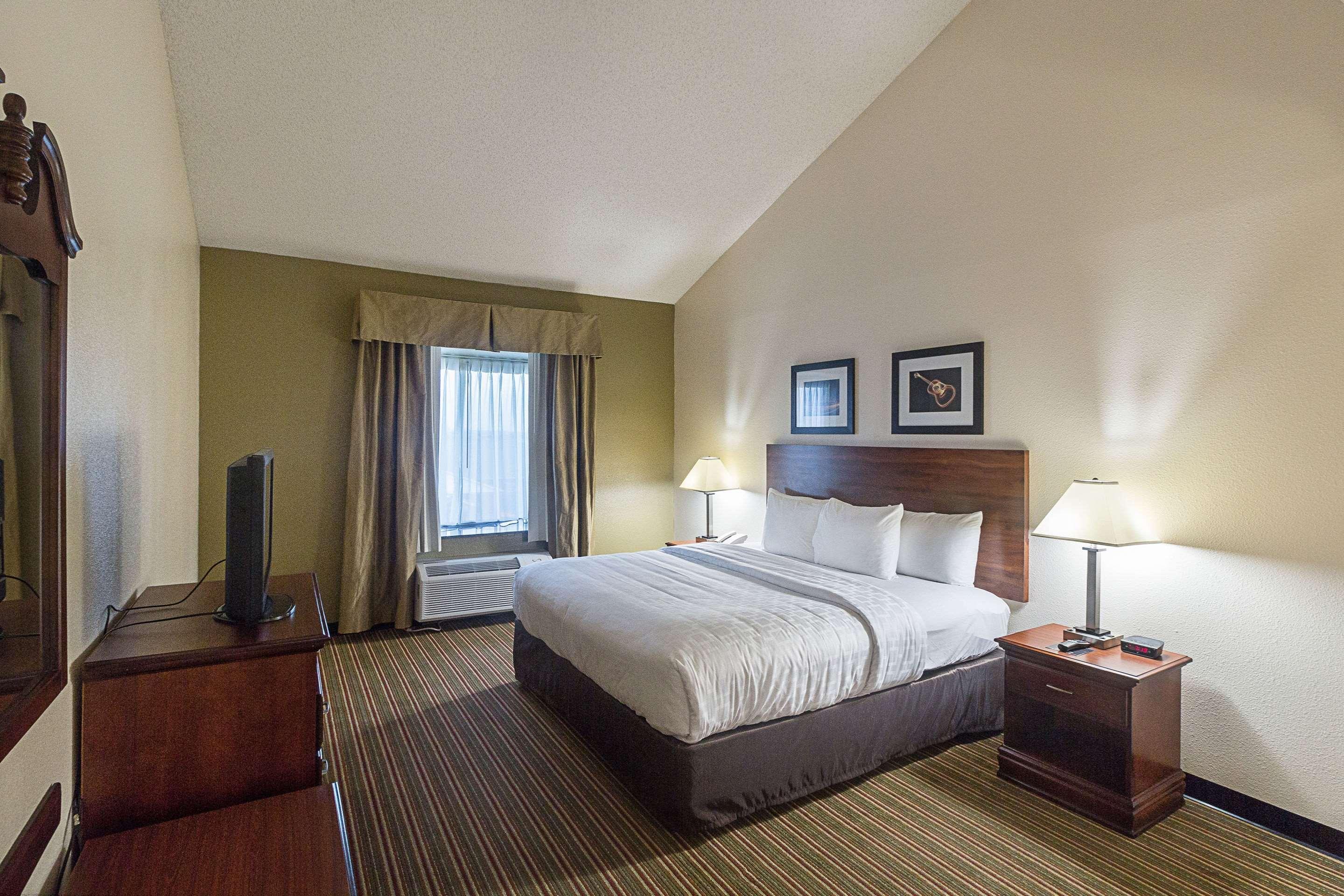 Quality Inn & Suites West Chase Houston Extérieur photo