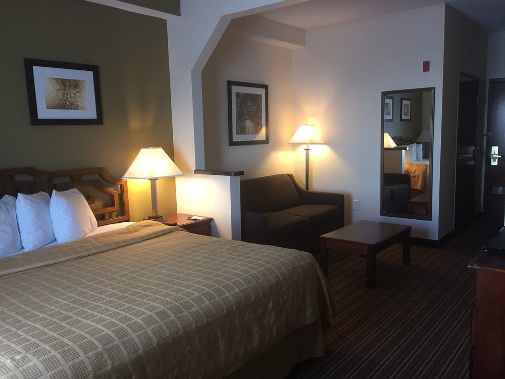 Quality Inn & Suites West Chase Houston Extérieur photo